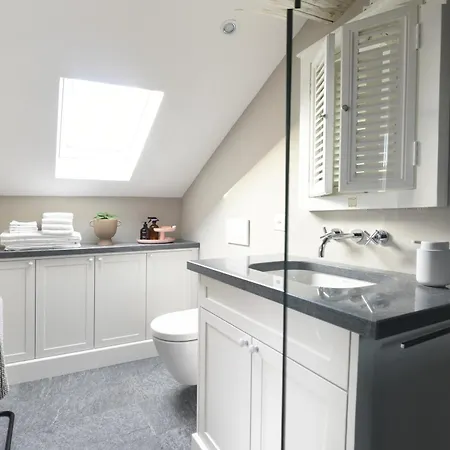 Apartman Charmantes Altstadt-bijou, 3 Minuten Zu Seepromenade Ascona